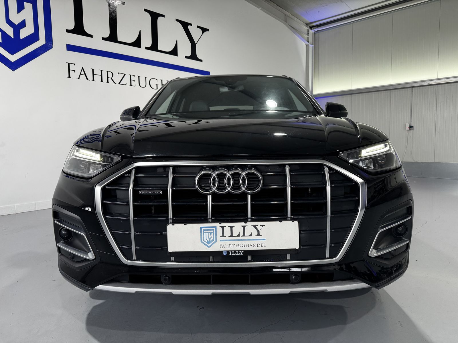 Fahrzeugabbildung Audi Q5 40 TDI*Quattro*LED*Cam*Audi Anschlussgarantie