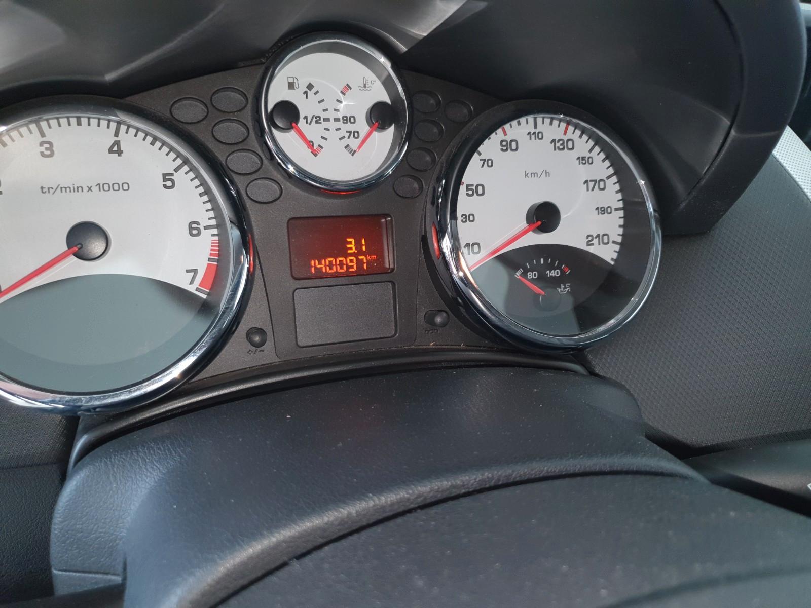Peugeot 207 2009 — photo 15