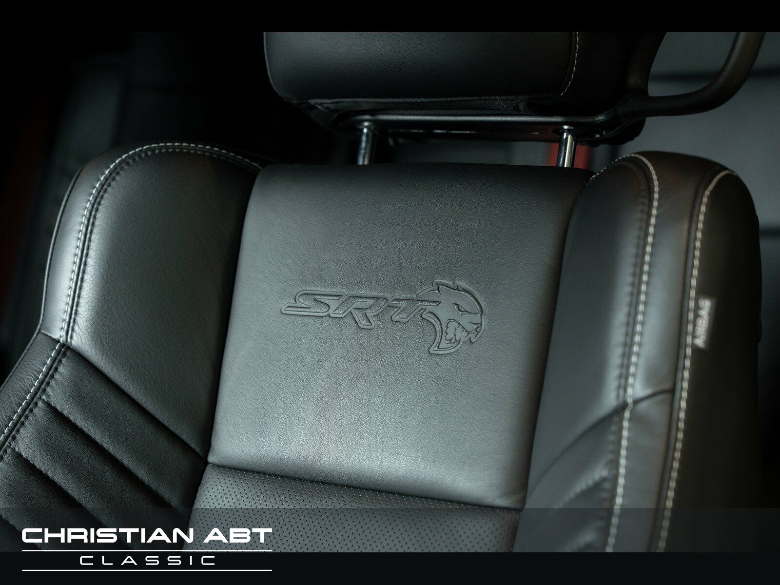 Fahrzeugabbildung Dodge Challenger SRT Hellcat Jailbreak