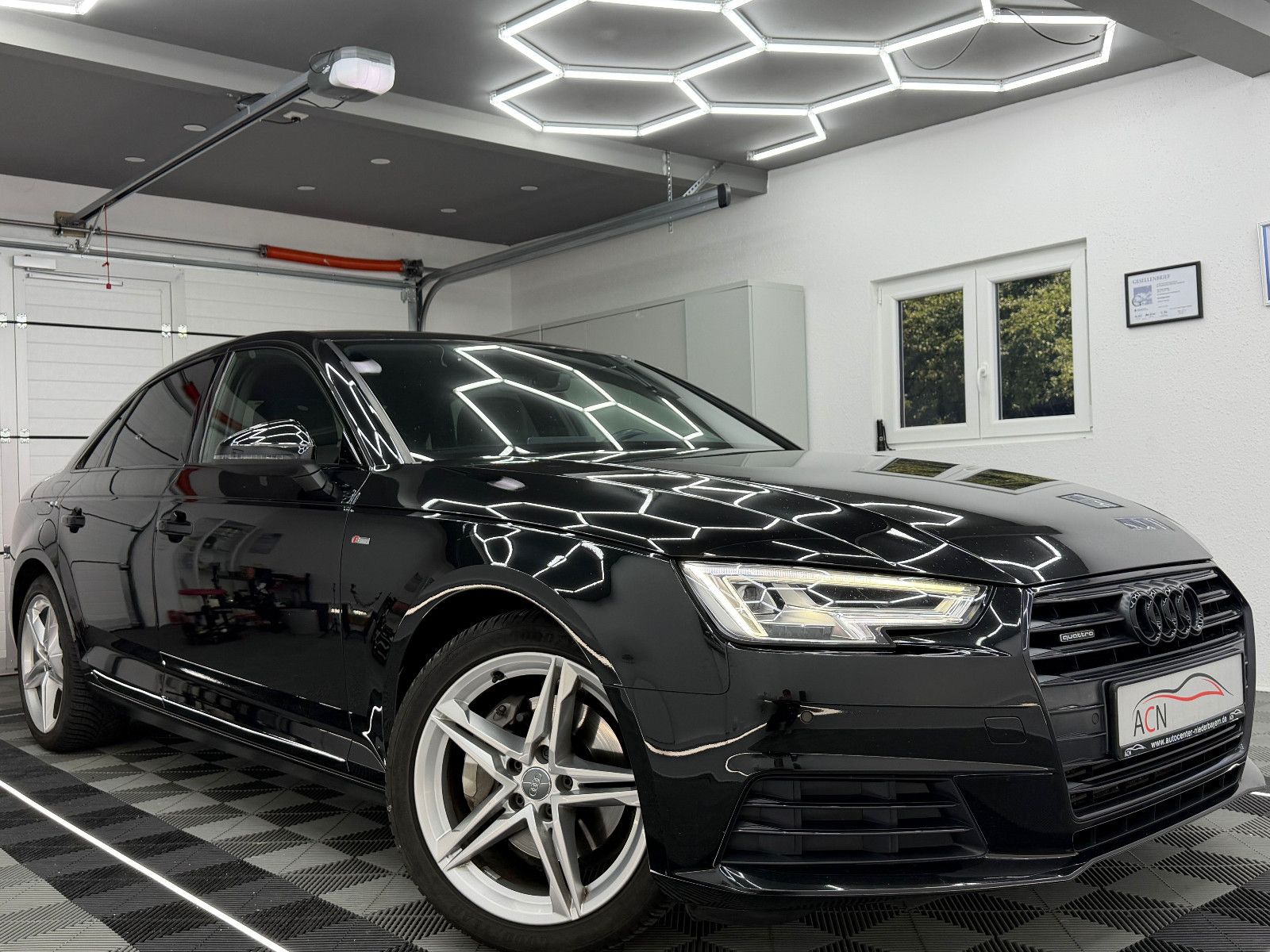 Fahrzeugabbildung Audi A4 3.0 Lim. Quattro S-LINE/DAB/B&O/MATRIX/VRTL