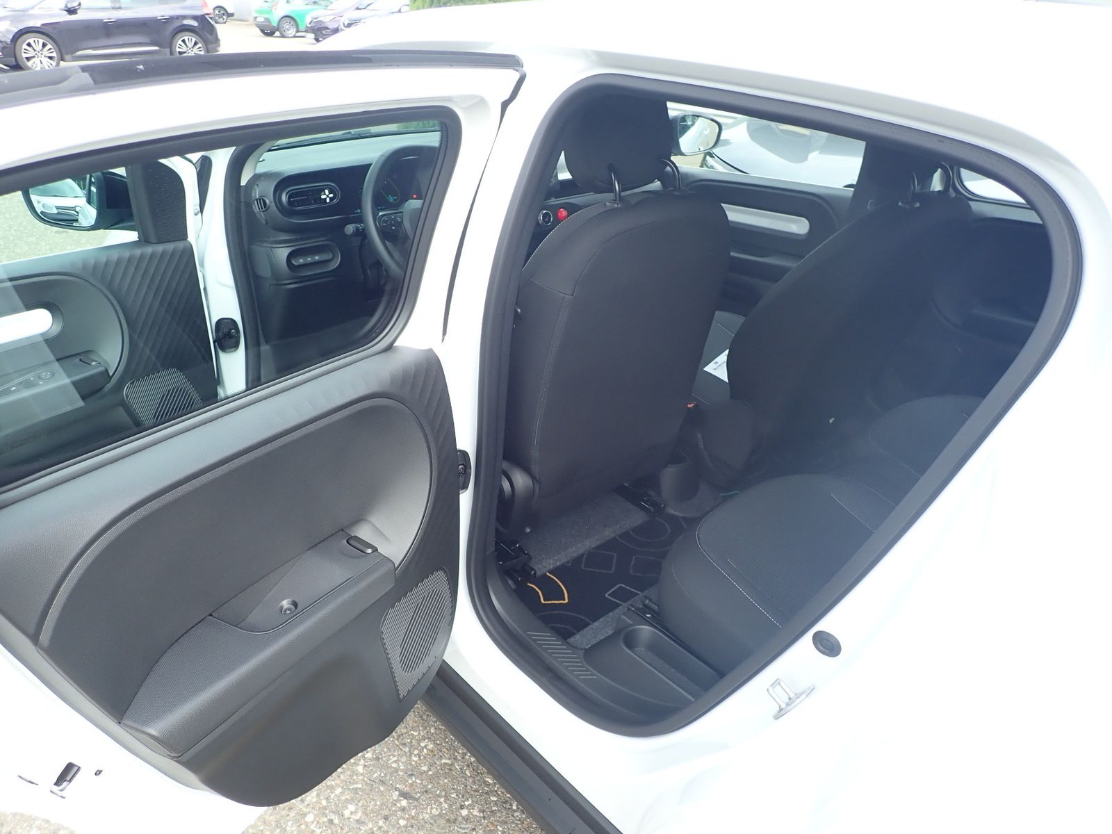 Fahrzeugabbildung Renault Twingo E-TECH elektr. Evolution 80hp Urban Range