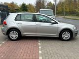 Volkswagen Golf VII 1.6 TDI Lim EU5*Klima*LED*TÜV NEU* - Volkswagen Golf mit Diesel-Antrieb: Limousine, 1.6