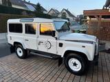 Land Rover Defender 110 Td4 Station S 2,4l - Land Rover Defender in Kassel