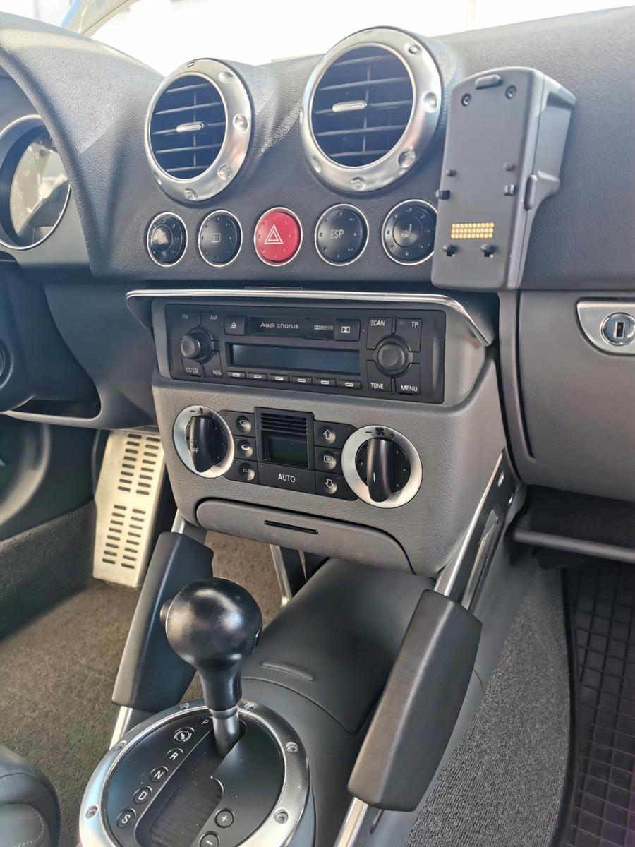 Audi TT Coupe 1.8T 132 kW tiptronic -Autogas