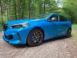 BMW M135i xDrive A - - blaue BMW M135