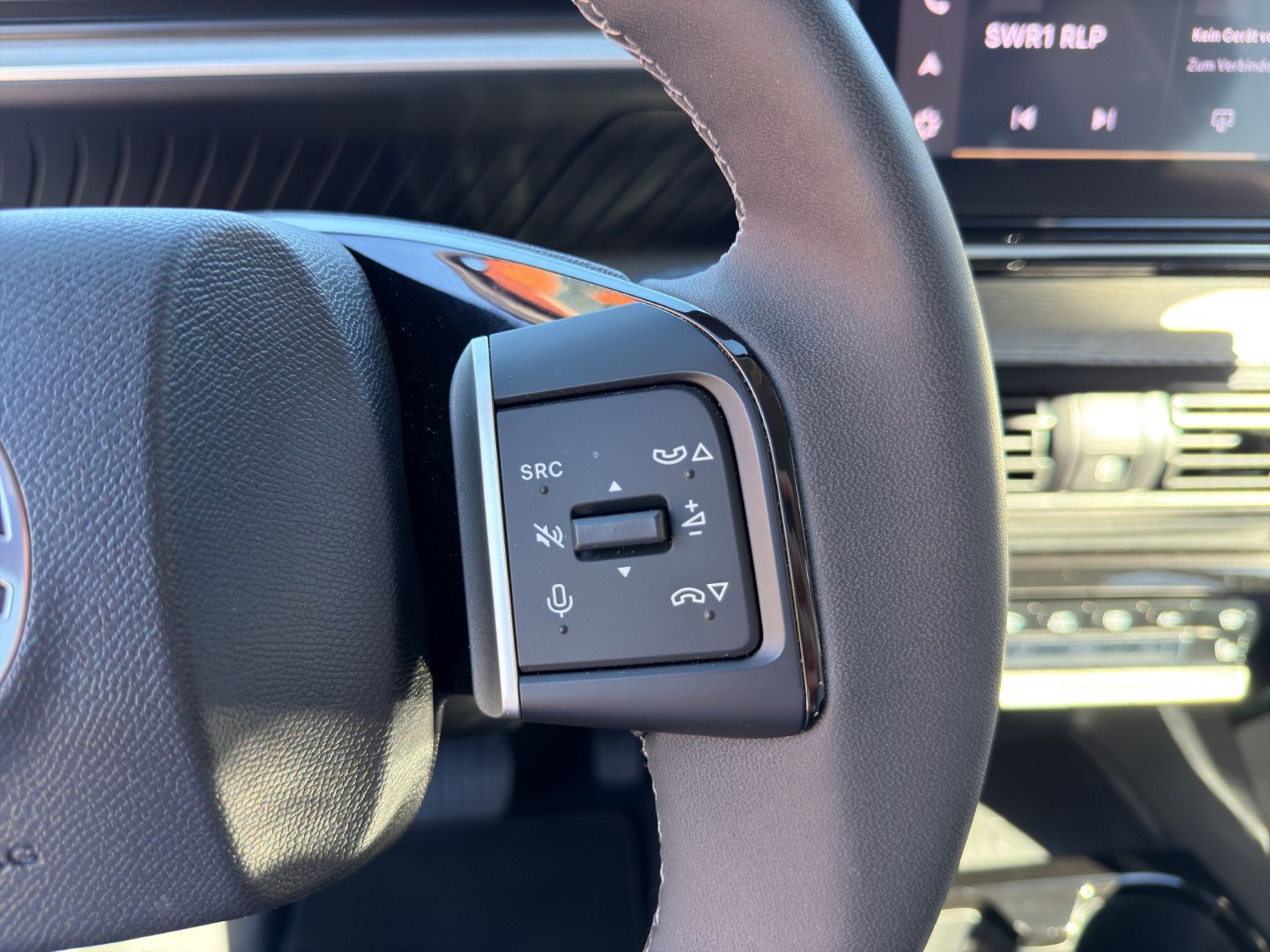 Fahrzeugabbildung Citroën C3 Aircross  Hybrid 145 MAX/Navi/Head Up/Tempo