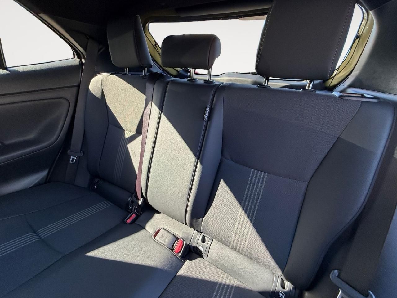 Fahrzeugabbildung Toyota Yaris Cross Hybrid FWD Adventure