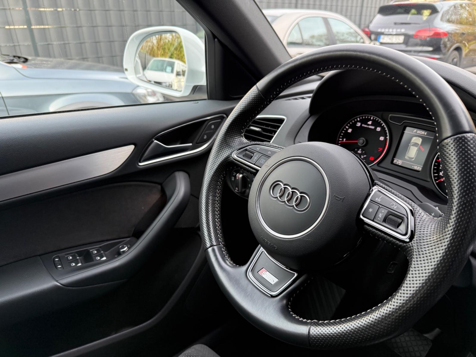 Audi Q3 sport quattro S-Line Sport S-tronic