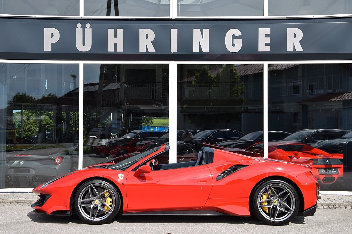 Ferrari 488 Pista Spider *Full Carbon*Kamera*Alcantara*