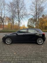 Mercedes-Benz A 180 BlueEFFICIENCY Edition  - Mercedes-Benz A 180 in Oberhausen