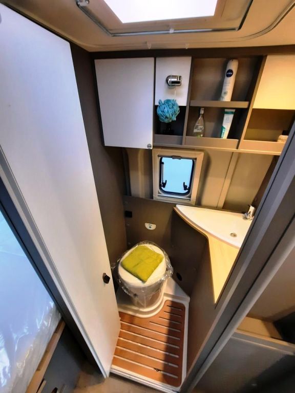 Fahrzeugabbildung LMC Innovan 600 Verfüg./Sparen Sie 15.981,- €