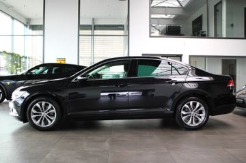 Volkswagen Passat - 3