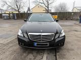 Mercedes-Benz Mercedes E 200 CGI W212 Automatik *gepfleg... - Mercedes-Benz CE 200 Gebrauchtwagen