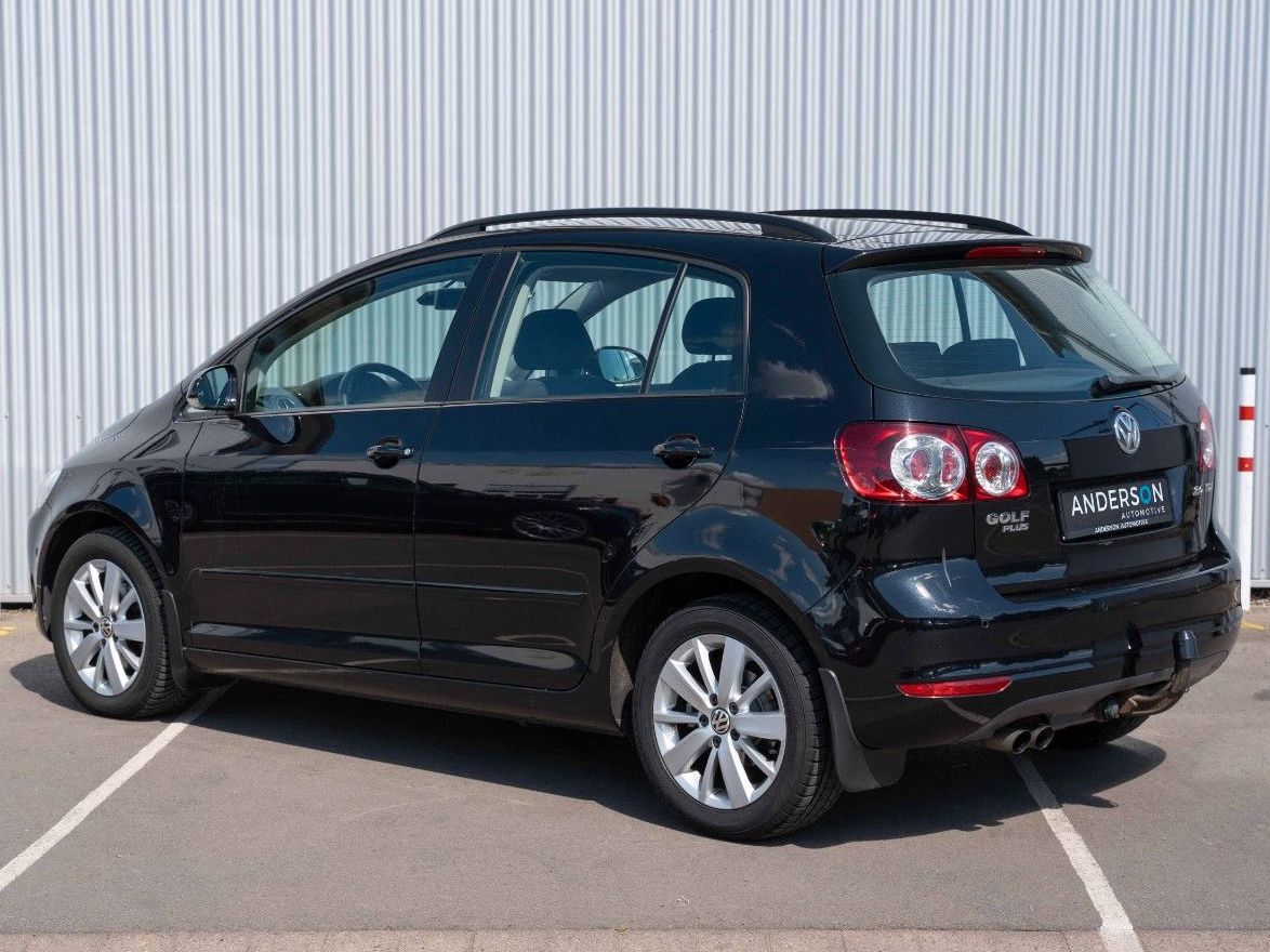 Fahrzeugabbildung Volkswagen GOLF PLUS VI 2.0 TDI COMFORTLINE DSG PDC AHK