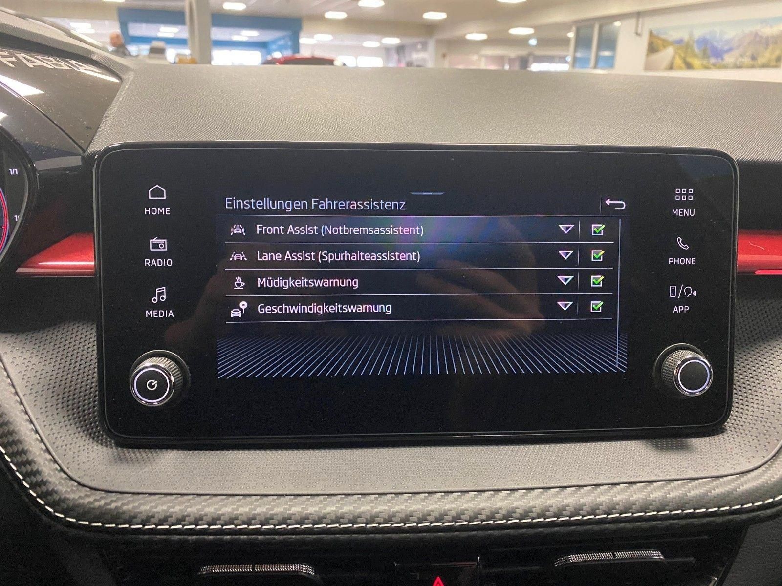 Fahrzeugabbildung SKODA Fabia 1.0 TSI DSG Monte Carlo+KAMERA+Android+ALU