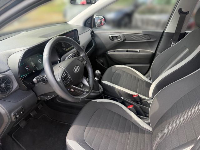 Fahrzeugabbildung Hyundai i10 1.0 Select +KIMA+NAVI+TEMPOMAT+RADIO+UVM+