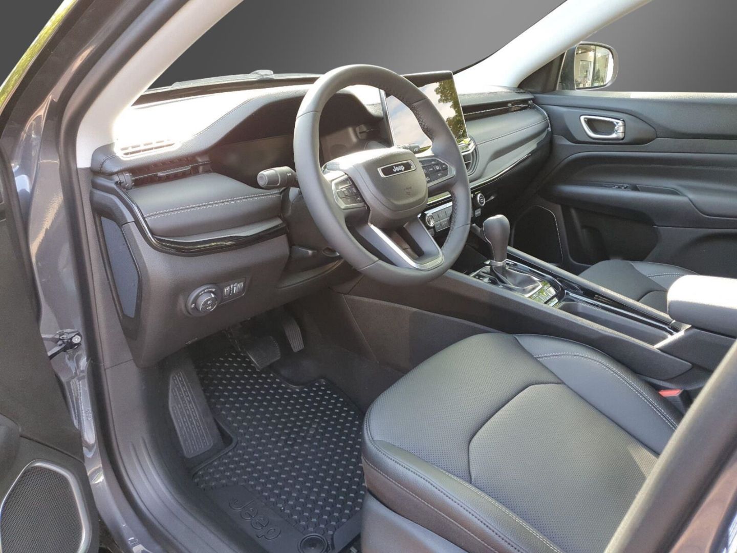Fahrzeugabbildung Jeep Compass 1.5 MHEV ''Summit'' PANORAMADACH SOFORT