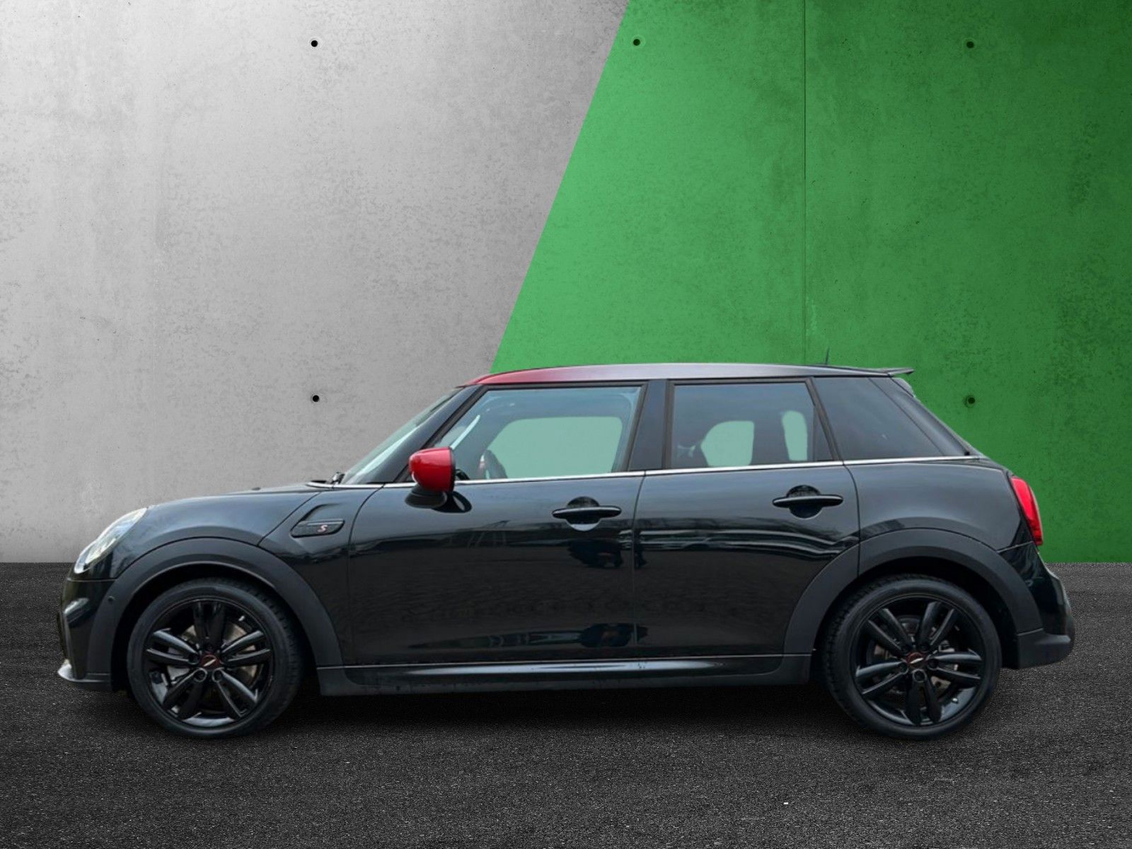 Fahrzeugabbildung MINI Cooper S JCW 178PS PANO*HUD*HARMAN*KAMERA*ACC*