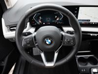 BMW 220 Active Tourer - Vorschau Bild 18