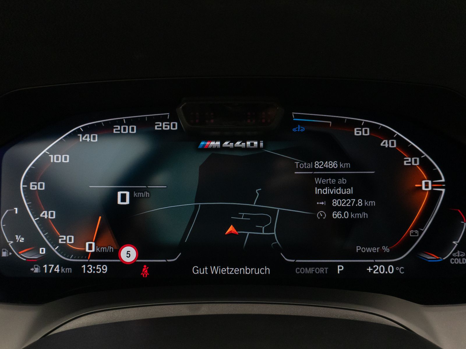 Fahrzeugabbildung BMW M440i xD Gran Coupè Kamera HUD DAB H/K ACC Alarm