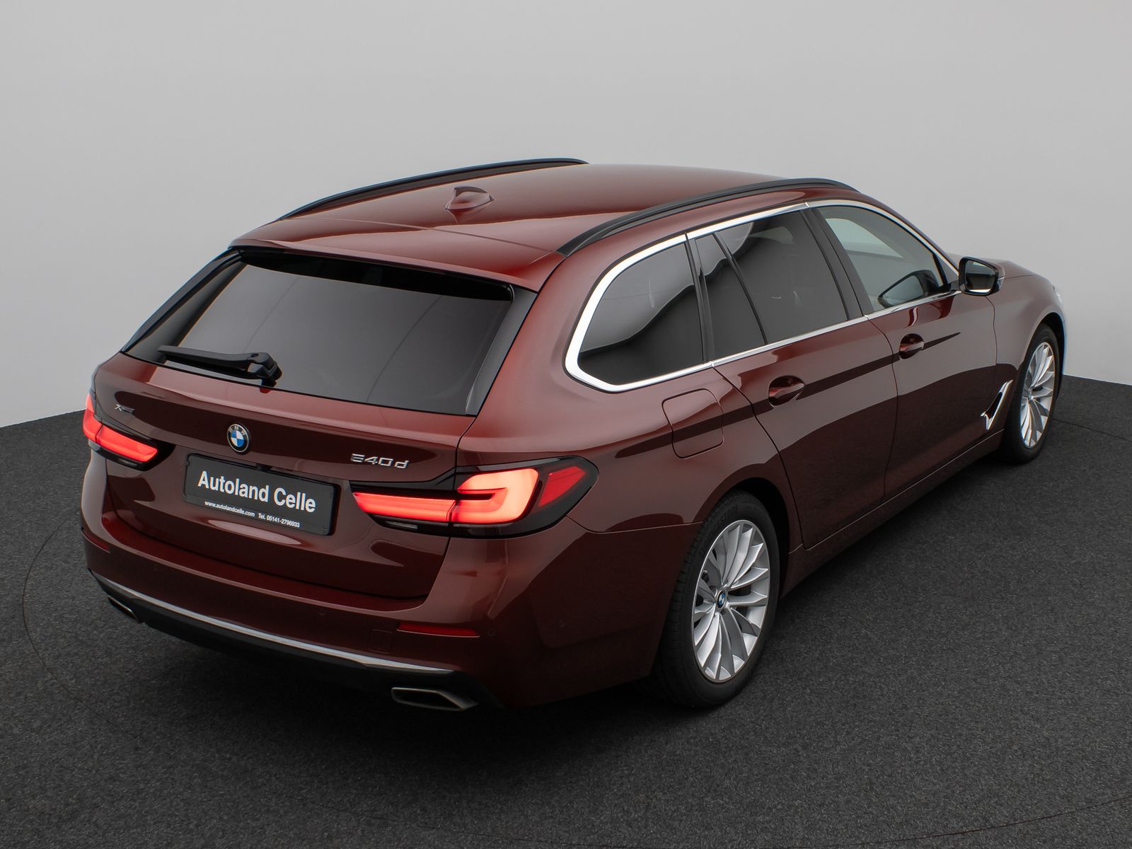 Fahrzeugabbildung BMW 540d xD LuxuryLine 360°Laser HUD DAB H/K Komfort