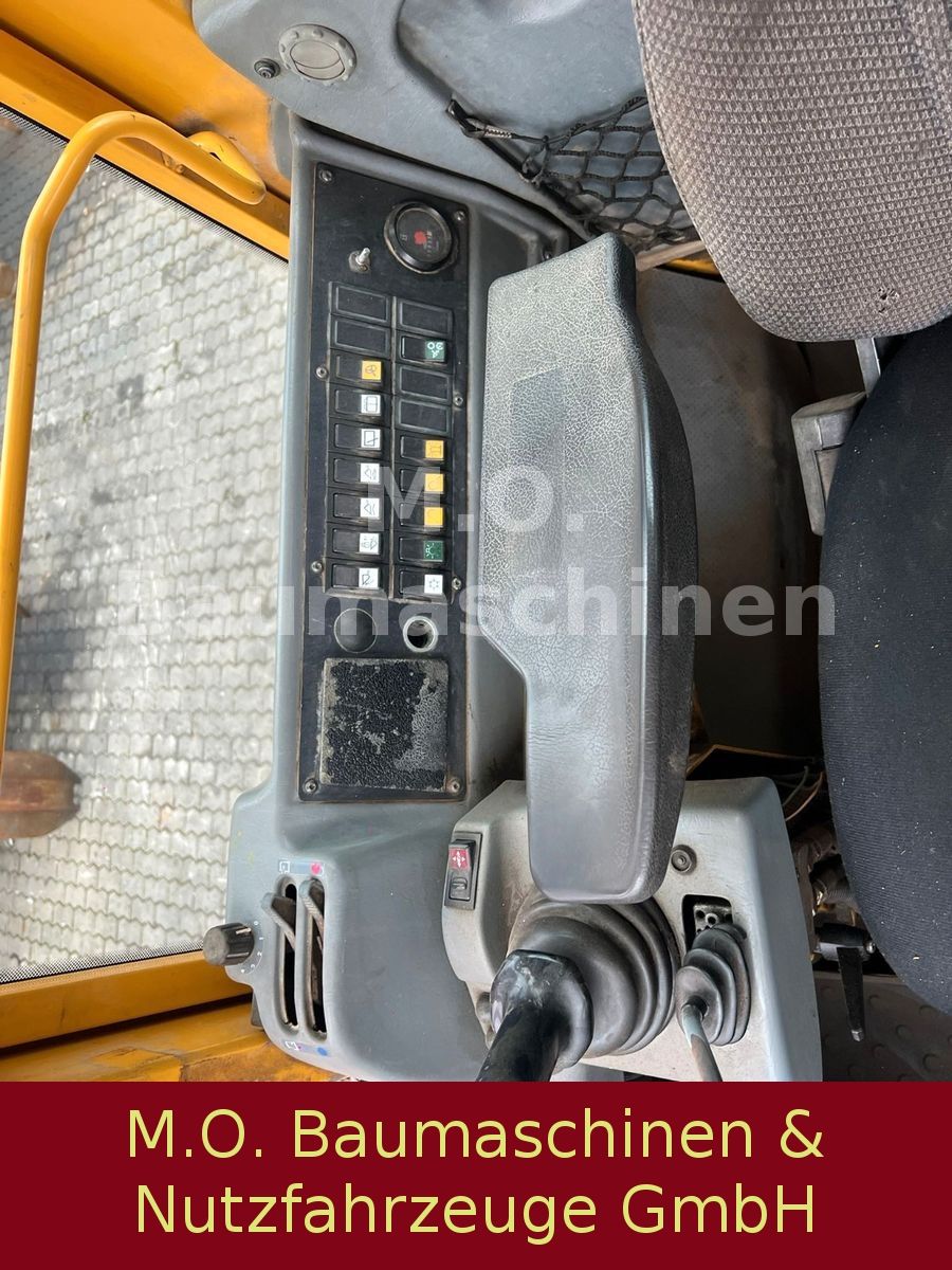 Fahrzeugabbildung Volvo L 90 E /AC / ZSA/