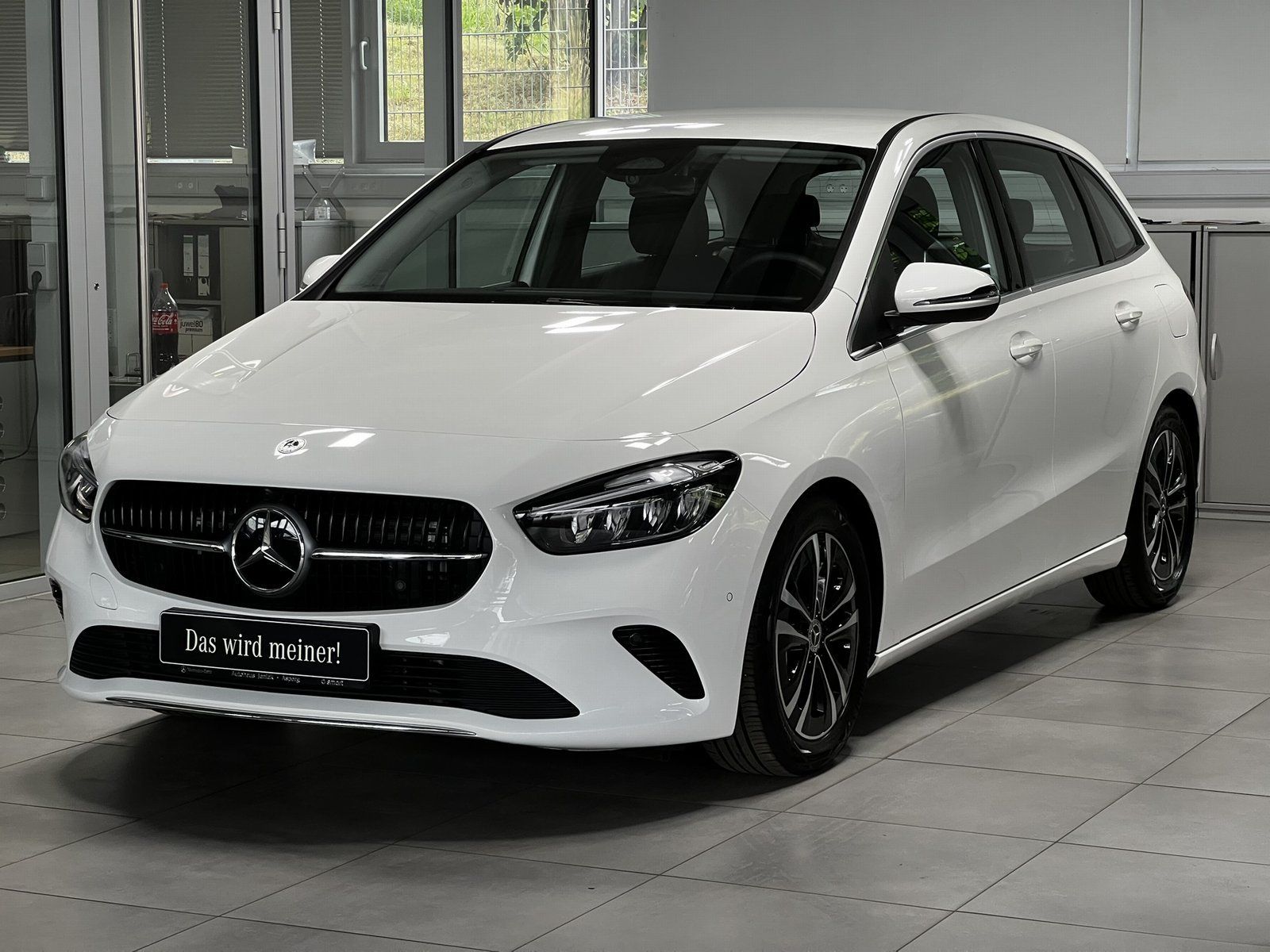 MERCEDES-BENZ B 180 Progressive AHK+LED+PDC&amp;KAM+SHZ+TEMP+ACP++