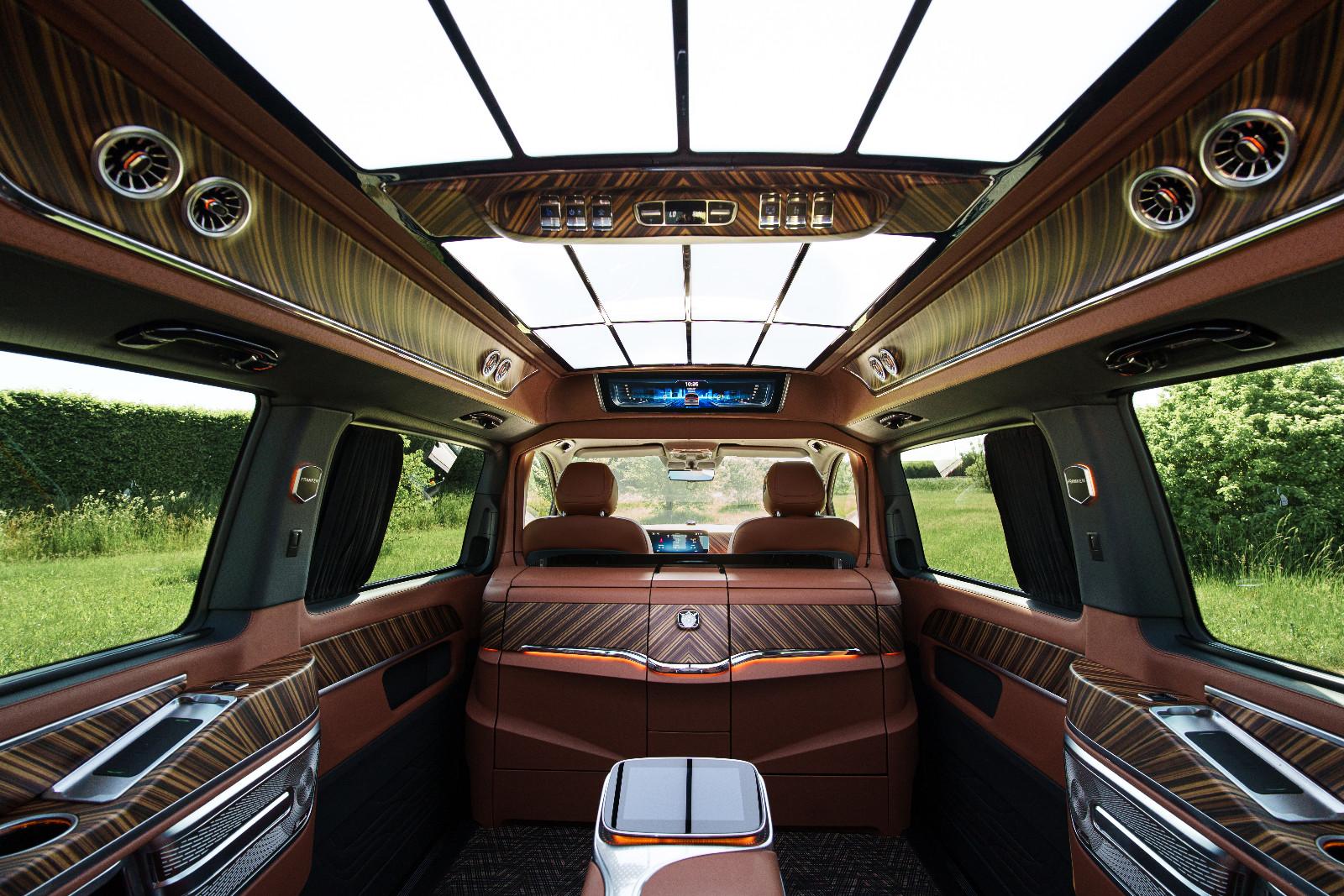 Mercedes-Benz FRANKEN - ROYAL LUX COGNAC - V300D EXTLONG -4M