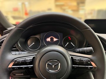 Mazda 3 2.5L e-SKYACTIV G 140ps Homura