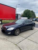 Mercedes-Benz 320 - Mercedes-Benz 320 aus 2008