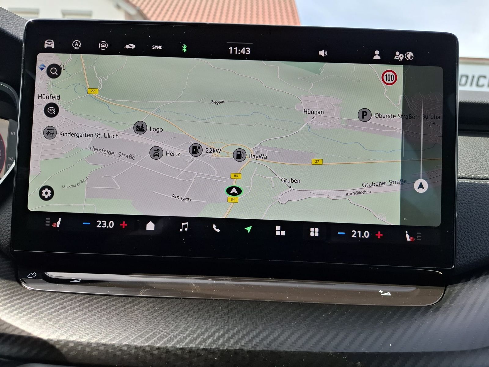 Fahrzeugabbildung SKODA Octavia 2.0 DSG Sportline MATRIX*AHK*CANTON*5J.G