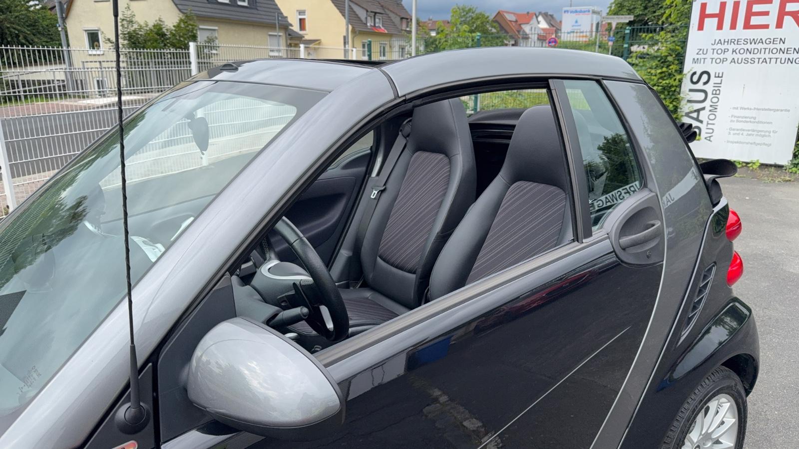 Smart fortwo cabrio  / 2 Jahre HU frei /
