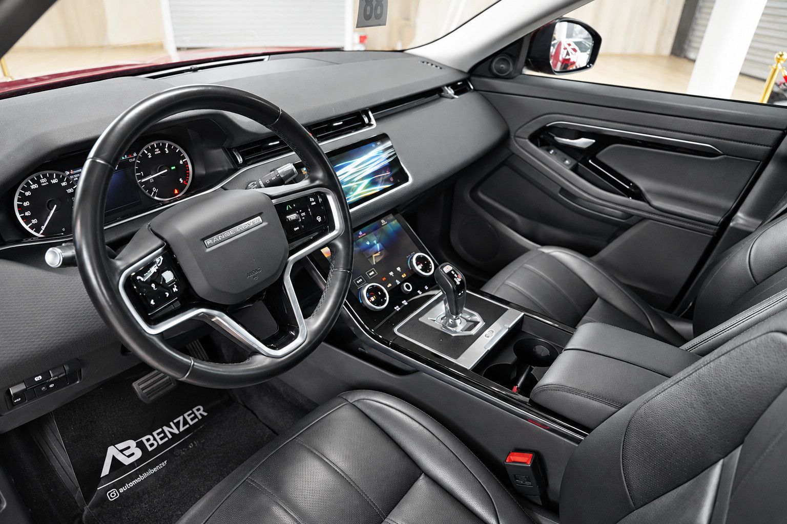 Fahrzeugabbildung Land Rover Range Rover Evoque S /KAMERA/CAR-PLAY/L-HEIZUNG