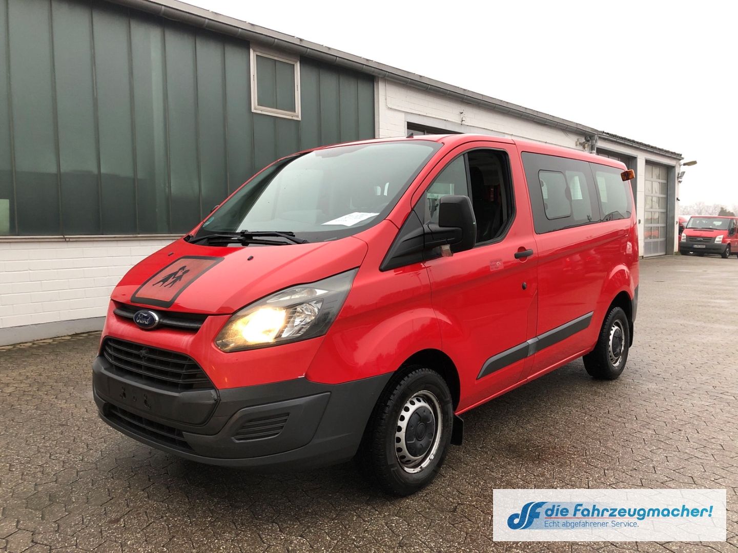 Fahrzeugabbildung Ford Transit Custom Kombi 300 L1 2.2 TDCi *2132