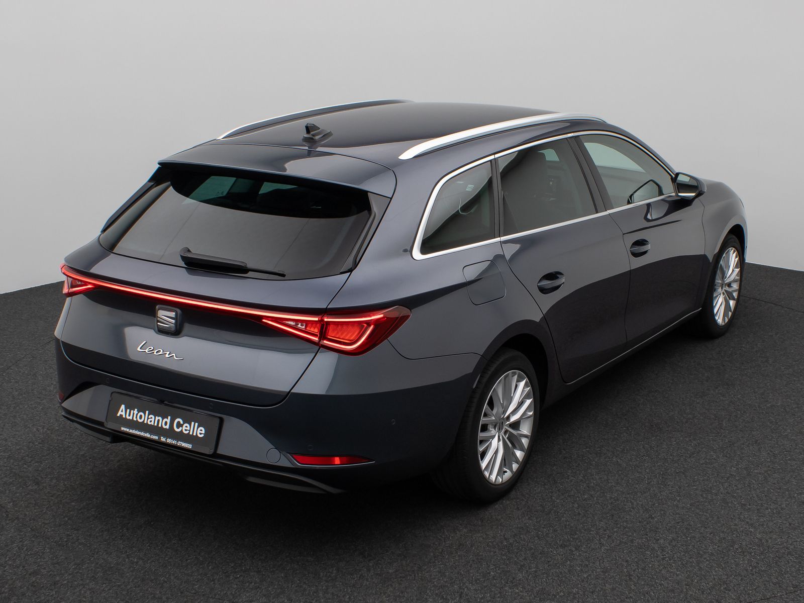 Fahrzeugabbildung SEAT Leon Sportstourer Xcellence Kamera LED 8fach ACC