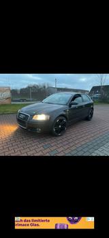 Audi A3  TÜV NEU Service neu Alufelgen - Audi A3: Alufelgen