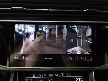 Audi RSQ8 MATRIX+PANO+RS-DYNAMIC+HEAD-UP+B&O+KERAMIK