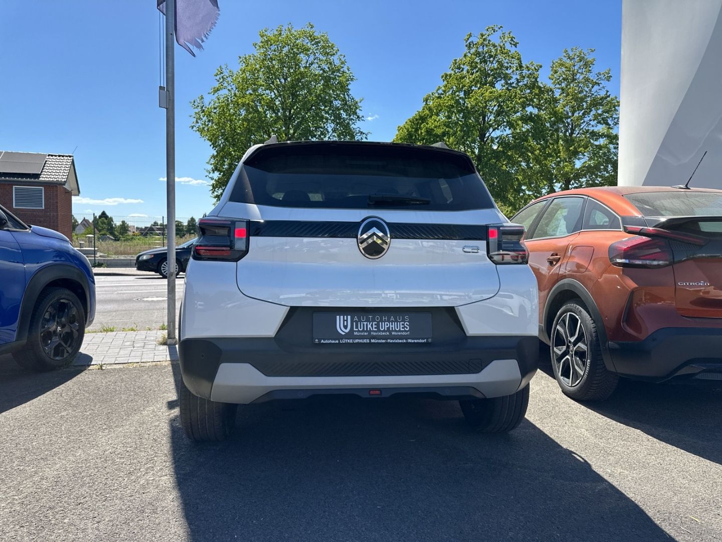 Fahrzeugabbildung Citroën C3 MAX 1.2 PT Turbo 100 S&S Navi CarPlay SHZ