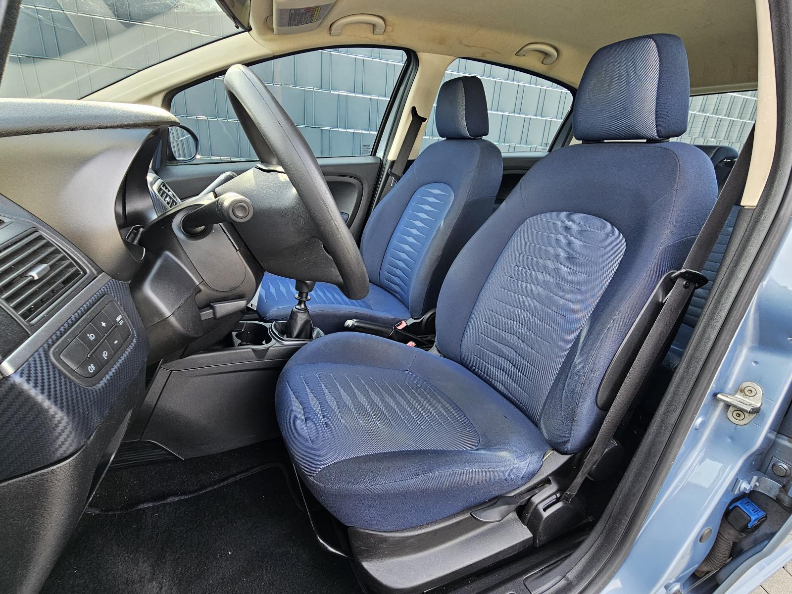 Fiat Grande Punto 1.4 8V Dynamic KLIMA 5-TÜREN TÜV