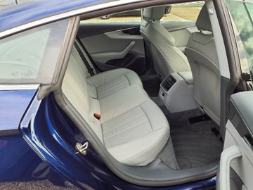 Bild 8 Audi A5 Sportback 2.0 TDI - NAVI,SHZG,T.OMAT,PDCv+h