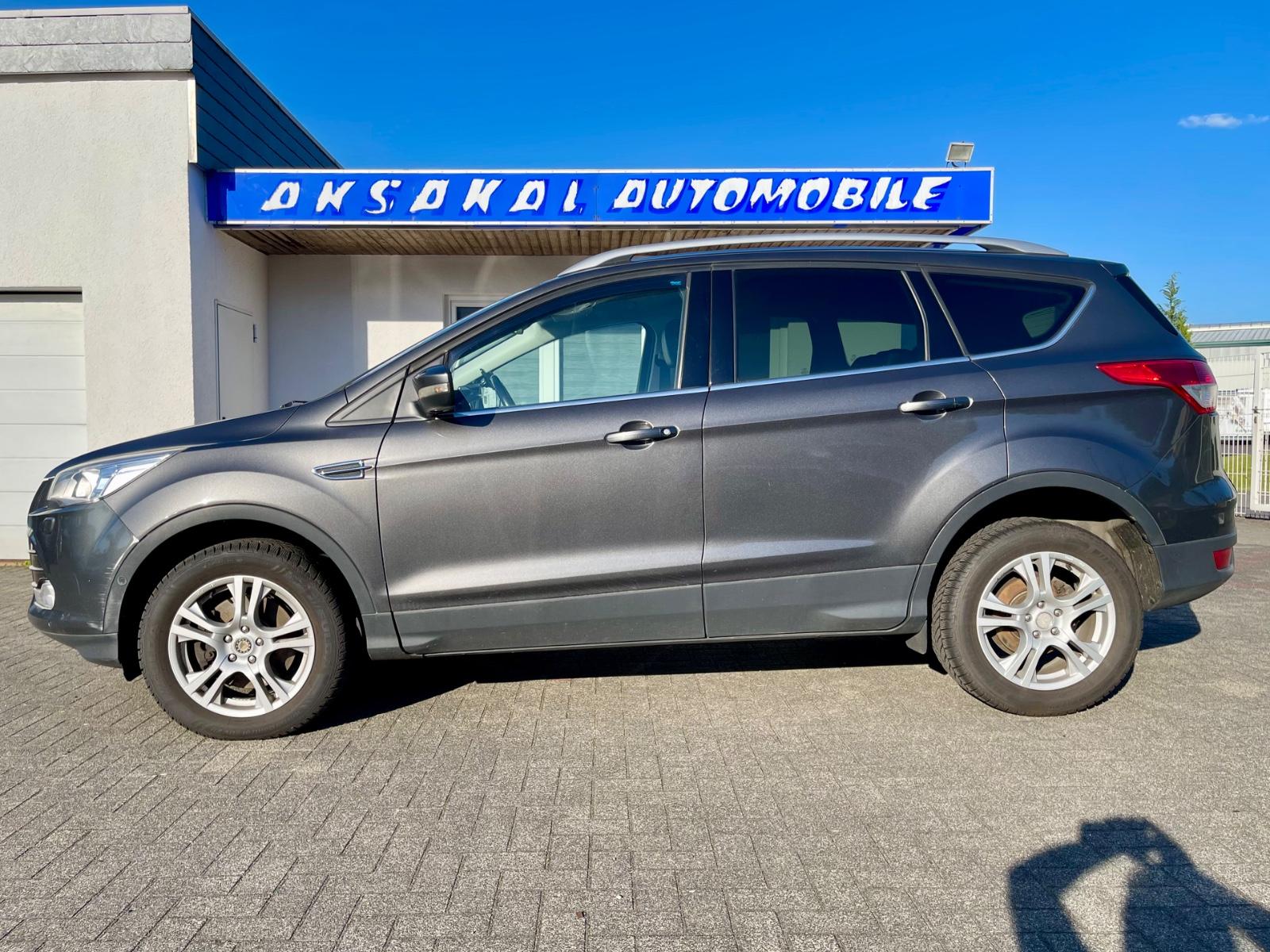 Ford Kuga 2.0 TDCI 4x4 Titanium,SCHALTER,NAVI,AHK,PDC