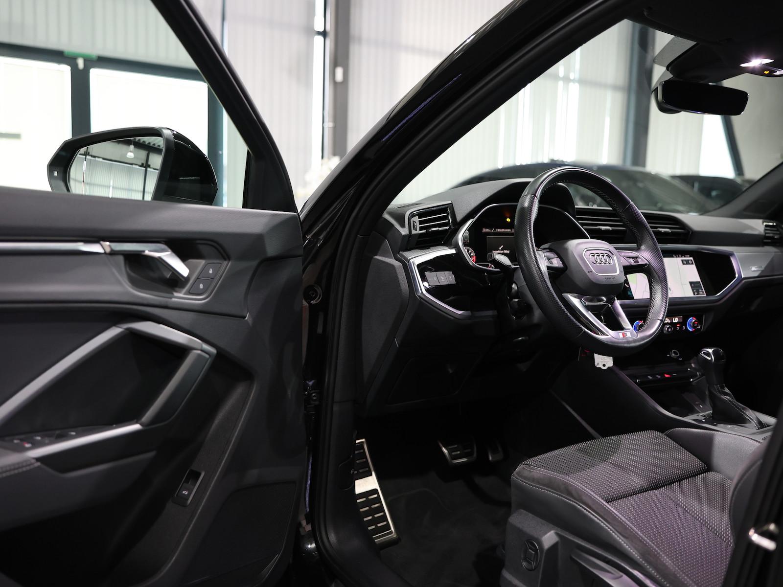 Audi Q3 35 TFSI S-LINE SPORT / LED, LEDER, VIRTUAL, миниатюра 11