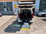 Peugeot Partner Tepee Allure-Wenderampe - Peugeot Partner mit Diesel-Antrieb: Kombi, Klimaanlage