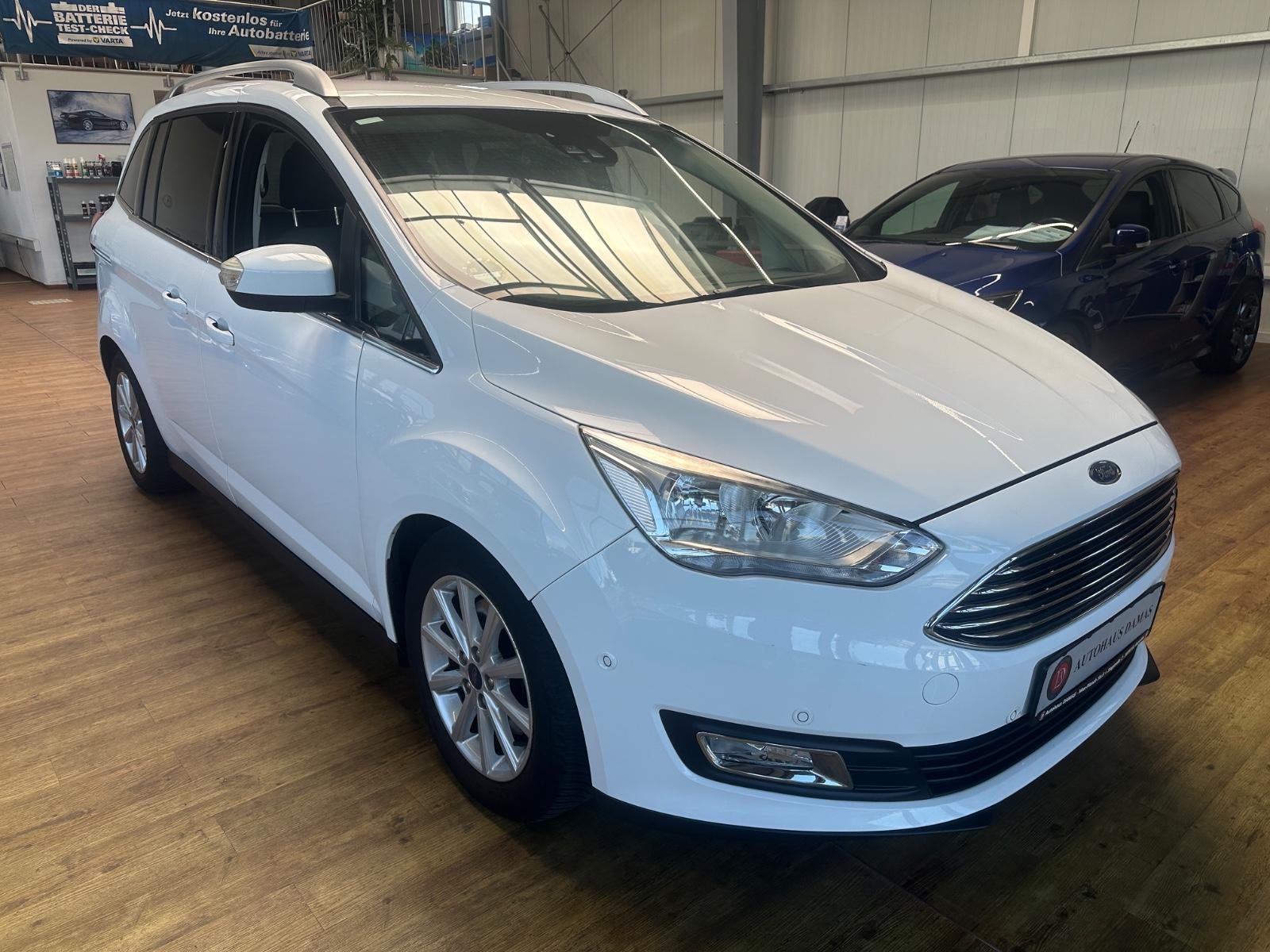 Ford Grand C-Max 1,0 EcoBoost 92kW Titanium