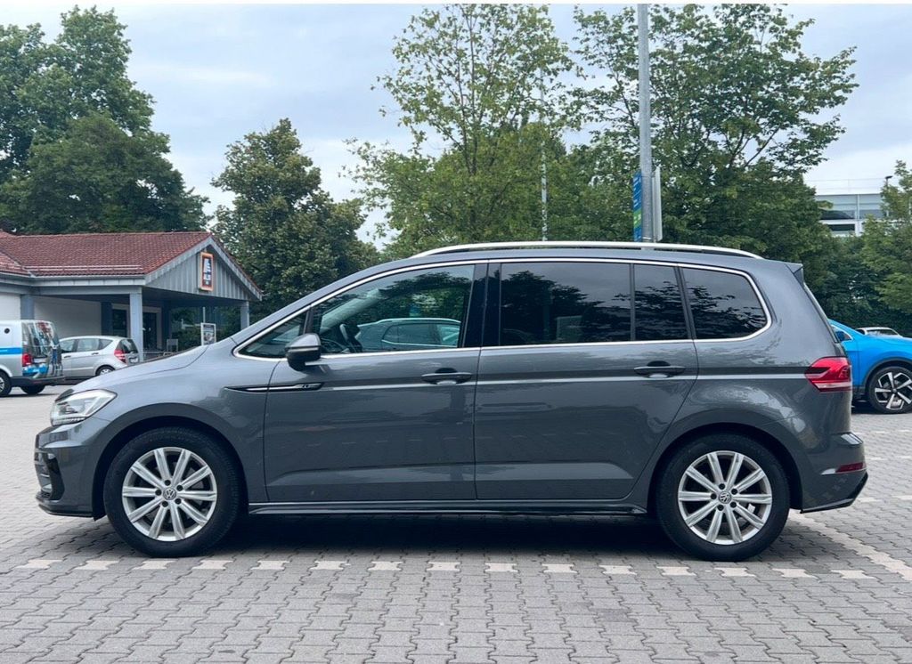 Image of Volkswagen Touran