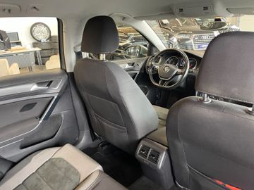 Volkswagen Golf VII Variant *ACC*NAVI*SHZ*PDC*LED*TOUCH*