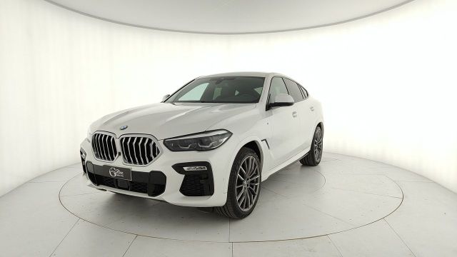 BMW X6 G06 - X6 xdrive30d mhev 48V Msport auto