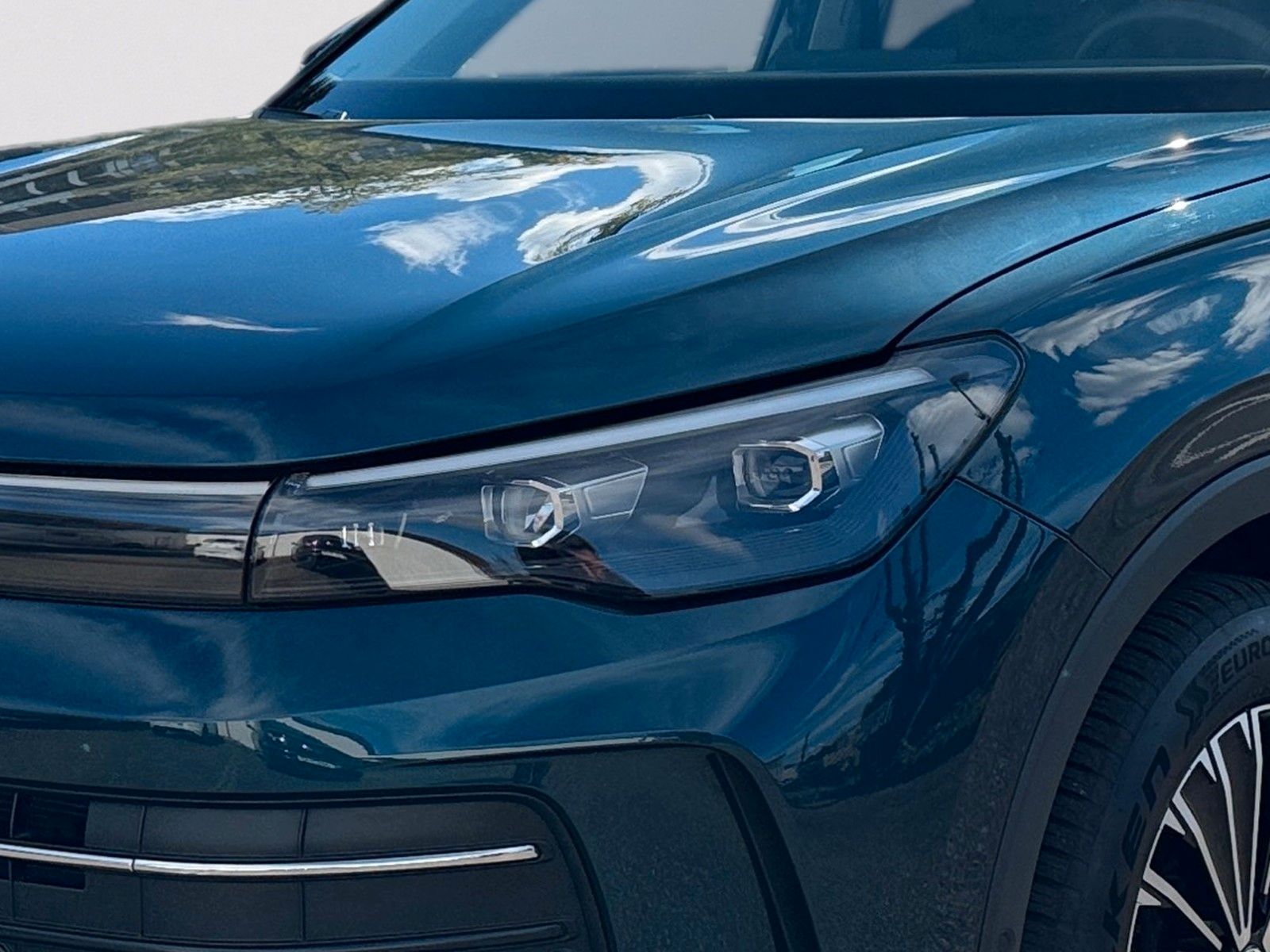 Fahrzeugabbildung Volkswagen Tiguan 1.5 eTSI Life