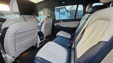 BMW X7 - 4