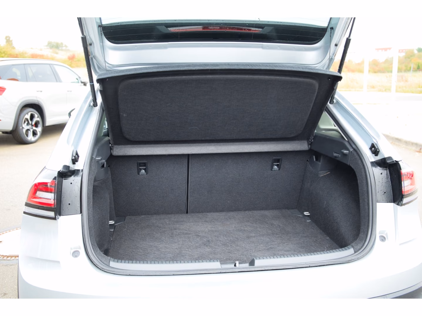 Volkswagen Taigo 1.0 TSI Style DSG Navi LED Tempomat SHz